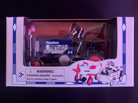 2004 Penn State Die-Cast Pedal Tractor Toy